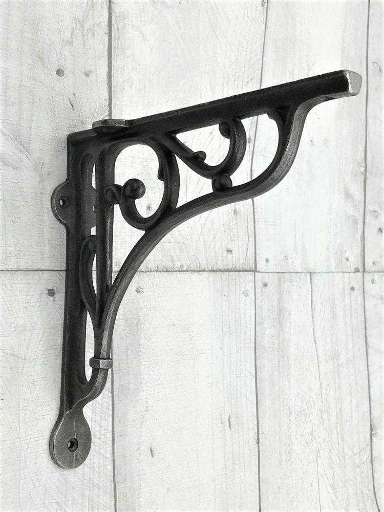 ornate82