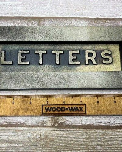 loo1-10x4-ant-brass