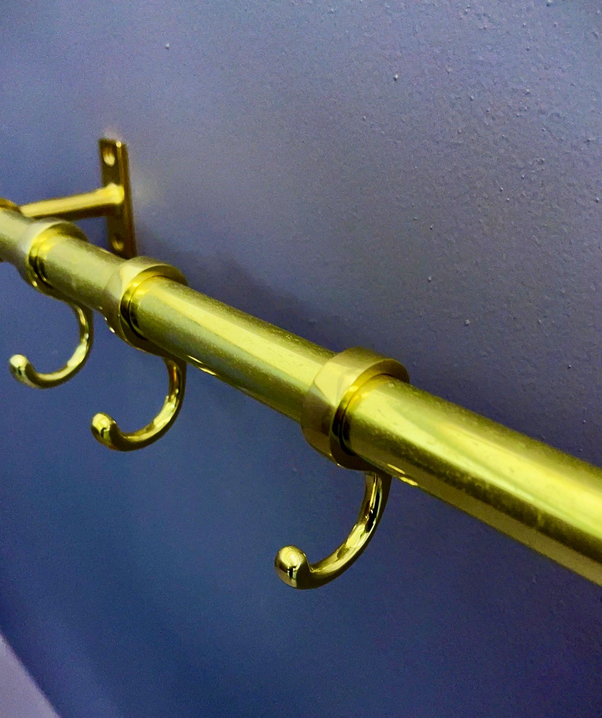 Pipe With Hooks 1